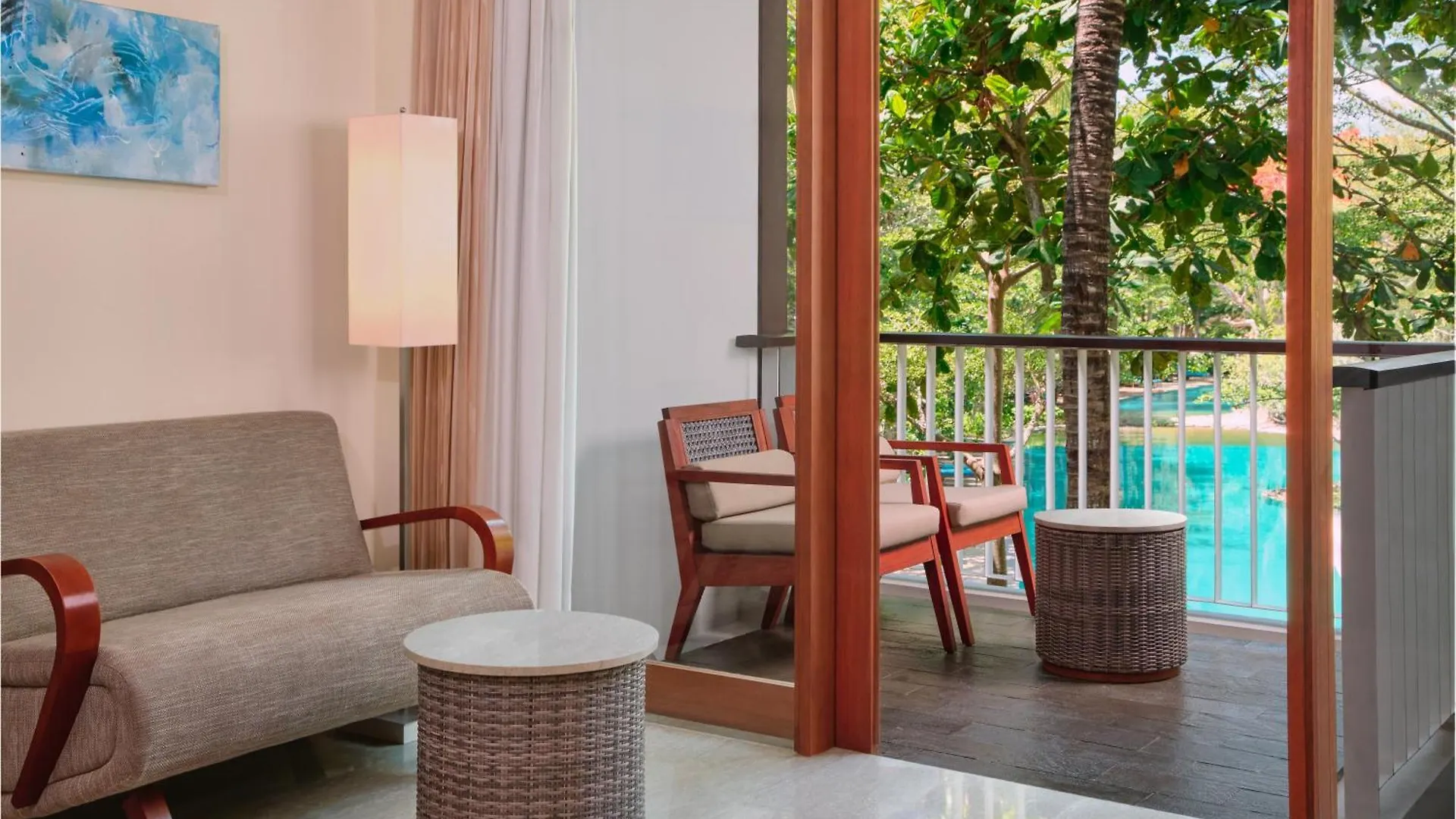 Courtyard By Marriott Bali Nusa Dua Resort 5*, Nusa Dua (Bali)